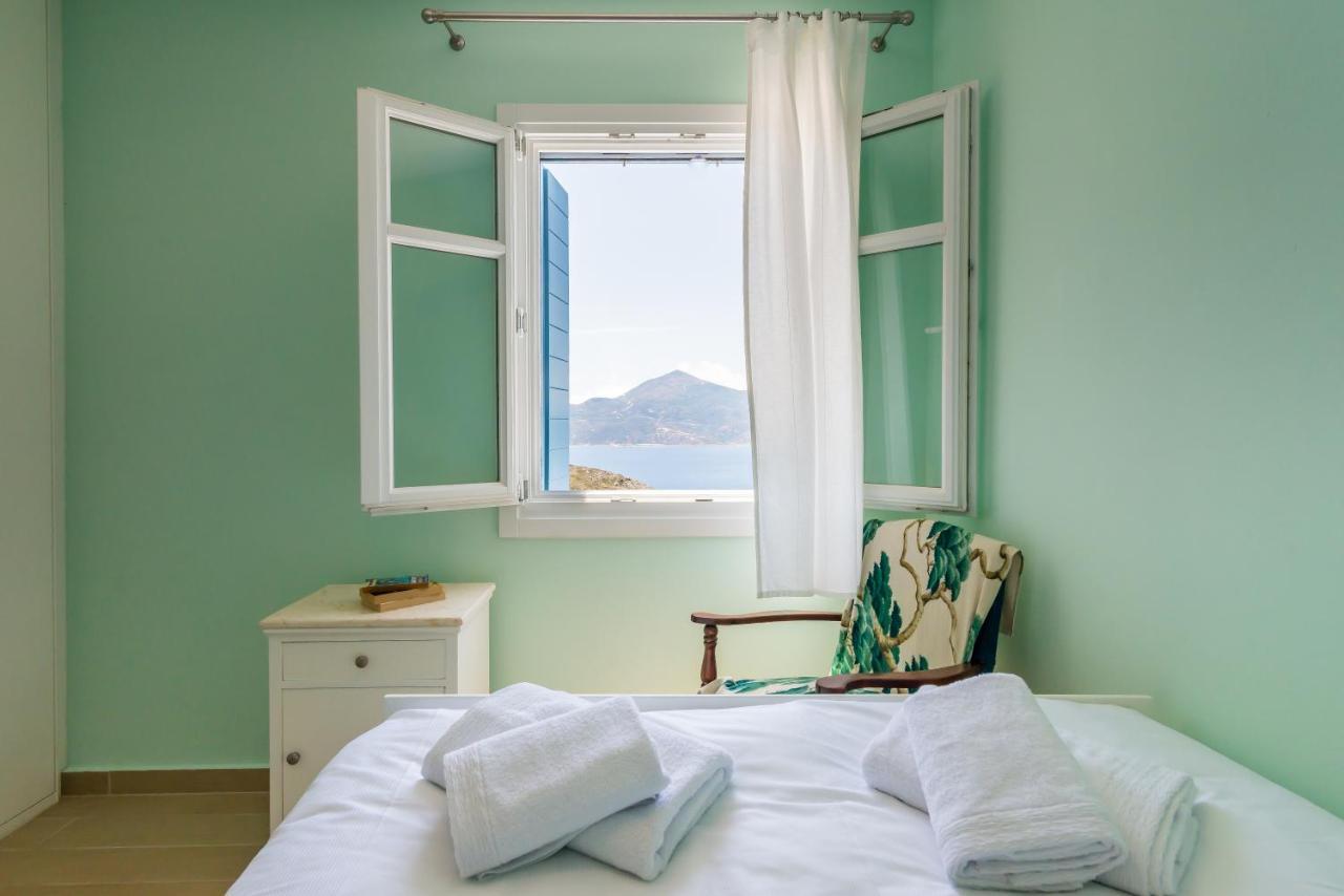 Villa Blue Sky Tripití Eksteriør bilde